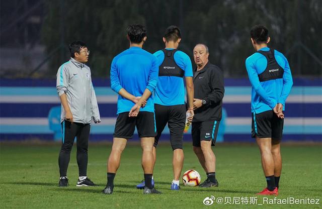 乐鱼登录入口- 利兹联青春风暴席卷英超，年轻小将闪耀全场  